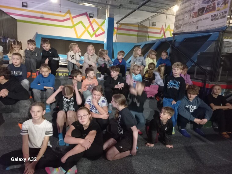  Wycieczka edukacyjno-rekreacyjna do parku trampolin oraz Multikina.