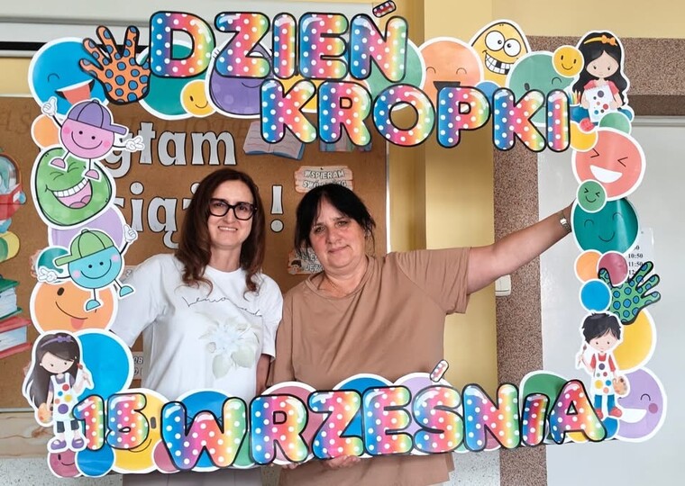 Międzynarodowy Dzień Kropki w bibliotece szkolnej 